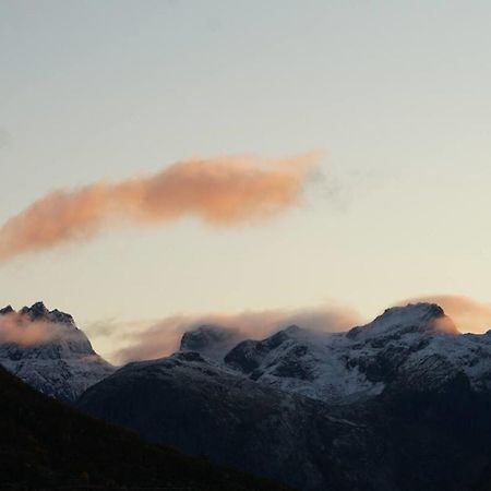 Lofoten Panoramic Luxury Home With Sauna モスケネス エクステリア 写真