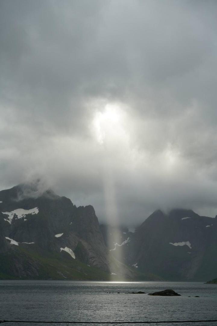 Lofoten Panoramic Luxury Home With Sauna モスケネス エクステリア 写真