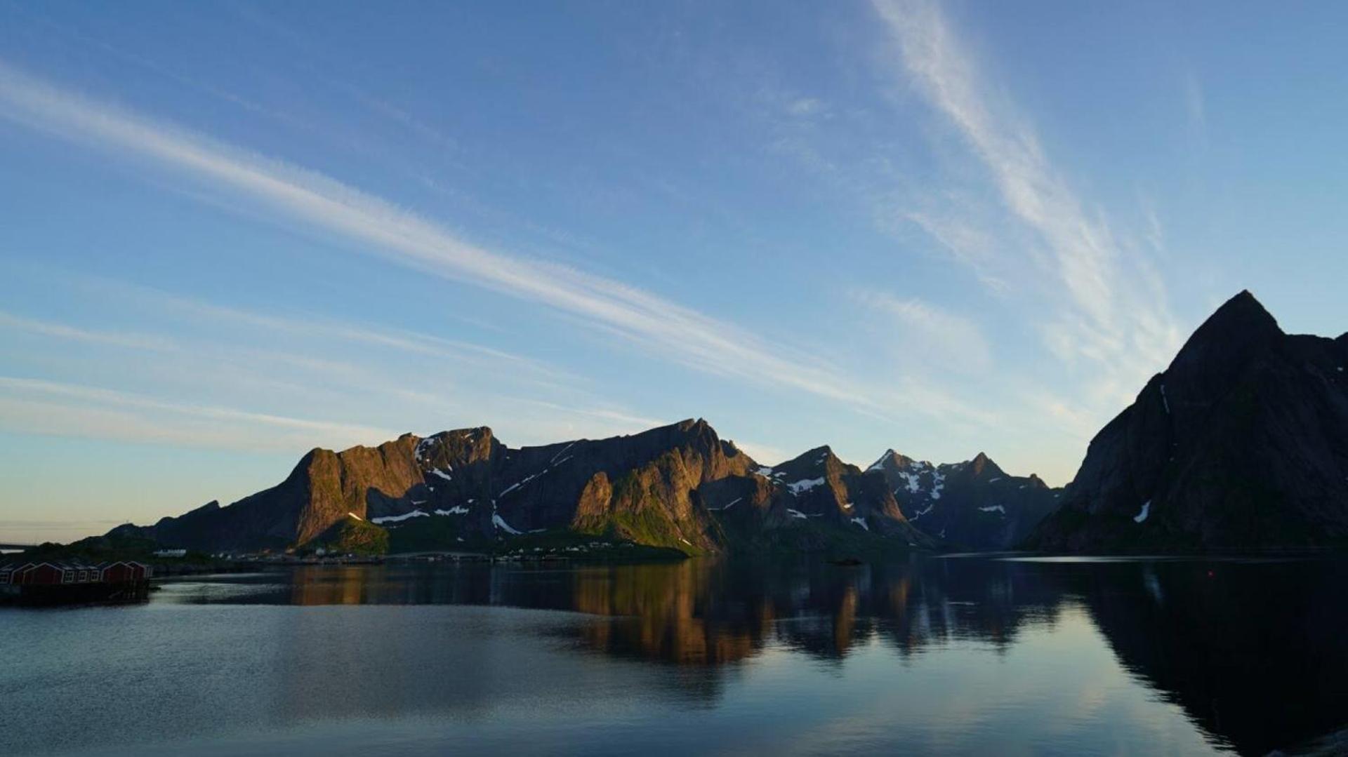 Lofoten Panoramic Luxury Home With Sauna モスケネス エクステリア 写真